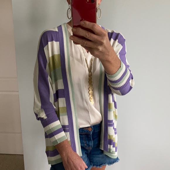 Striped Open Style Cardigan Sweater - Picture 3 of 8